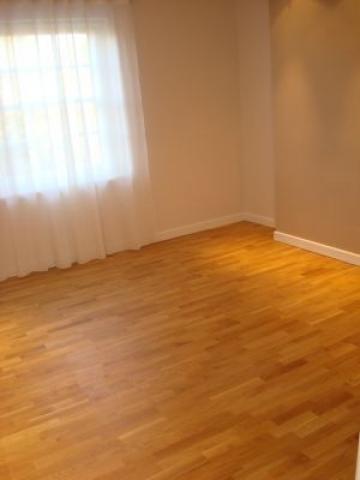 			3 Bedroom, 1 bath, 1 reception Flat			 Grove End Road, ST JOHNS ROAD