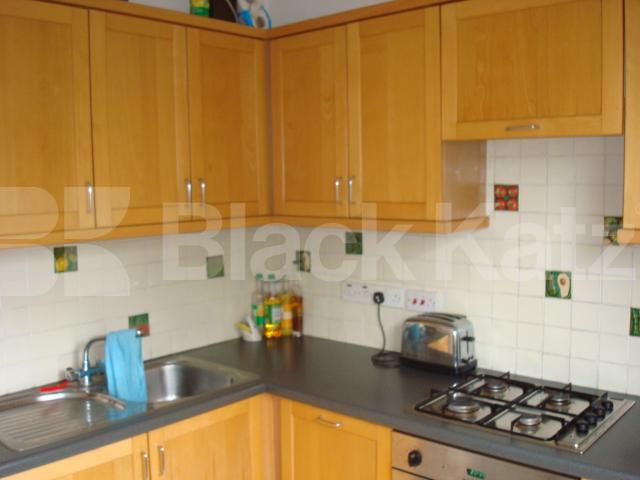 Spacious three bed with high ceilings modern kitchen and loads of natural light Haverstock Hill, Belsize Park