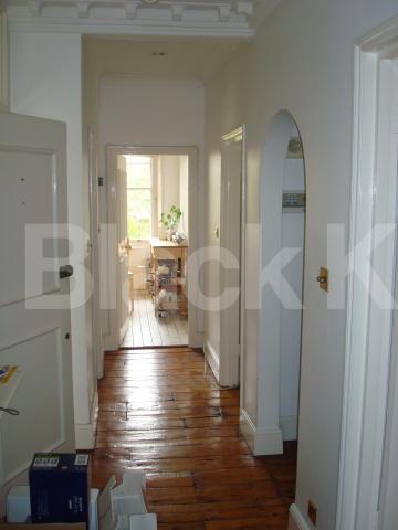 Spacious three bed with high ceilings modern kitchen and loads of natural light Haverstock Hill, Belsize Park