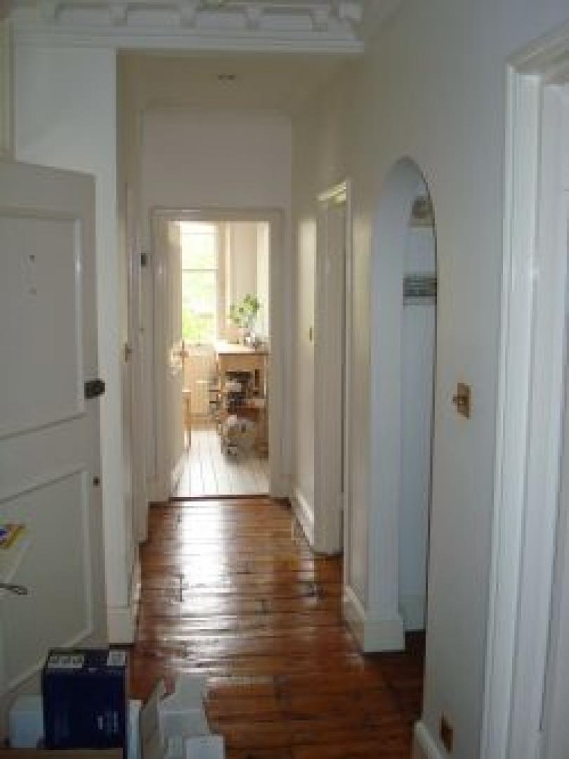 			3 Bedroom, 1 bath, 1 reception Flat			 Haverstock Hill, BELSIZE PARK