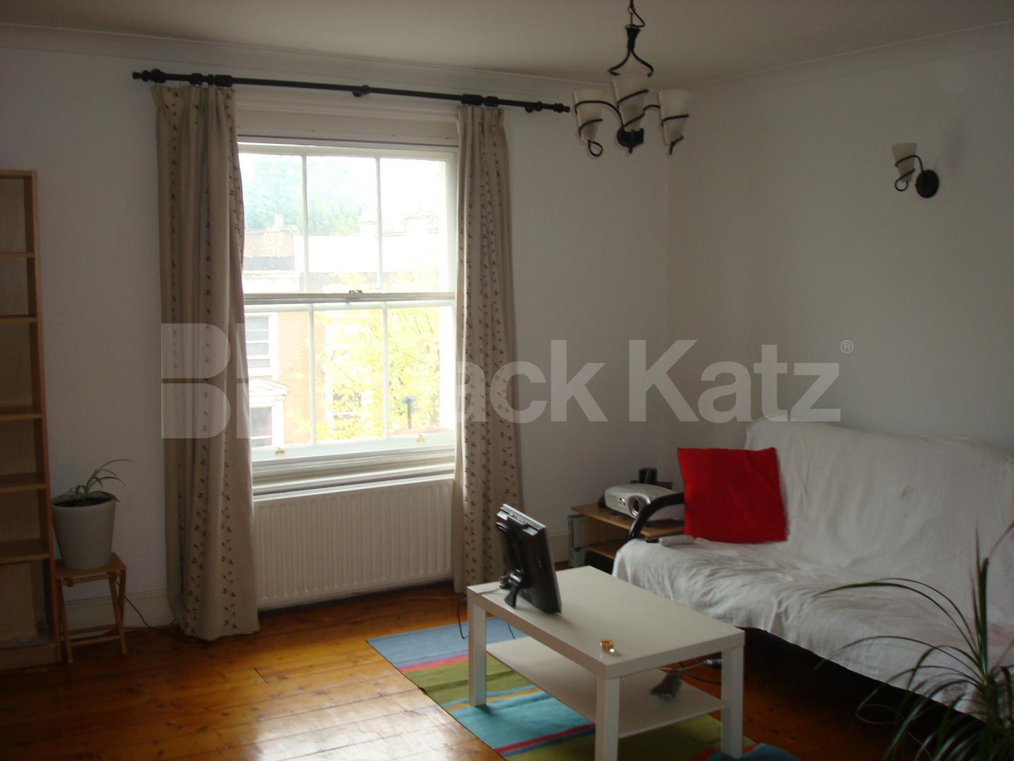 Spacious three bed with high ceilings modern kitchen and loads of natural light Haverstock Hill, Belsize Park