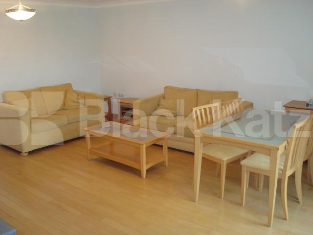 			1 Bedroom, 1 bath, 1 reception Flat			 Southgate Road, ISLINGTON