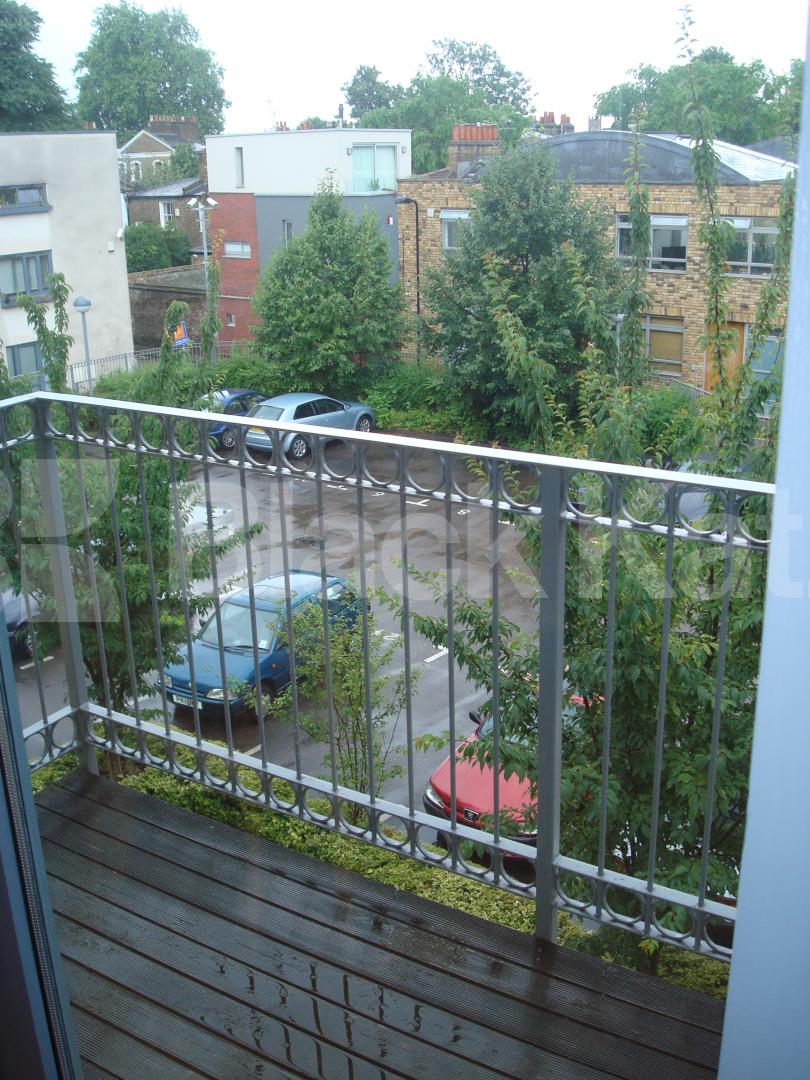 			1 Bedroom, 1 bath, 1 reception Flat			 Southgate Road, ISLINGTON