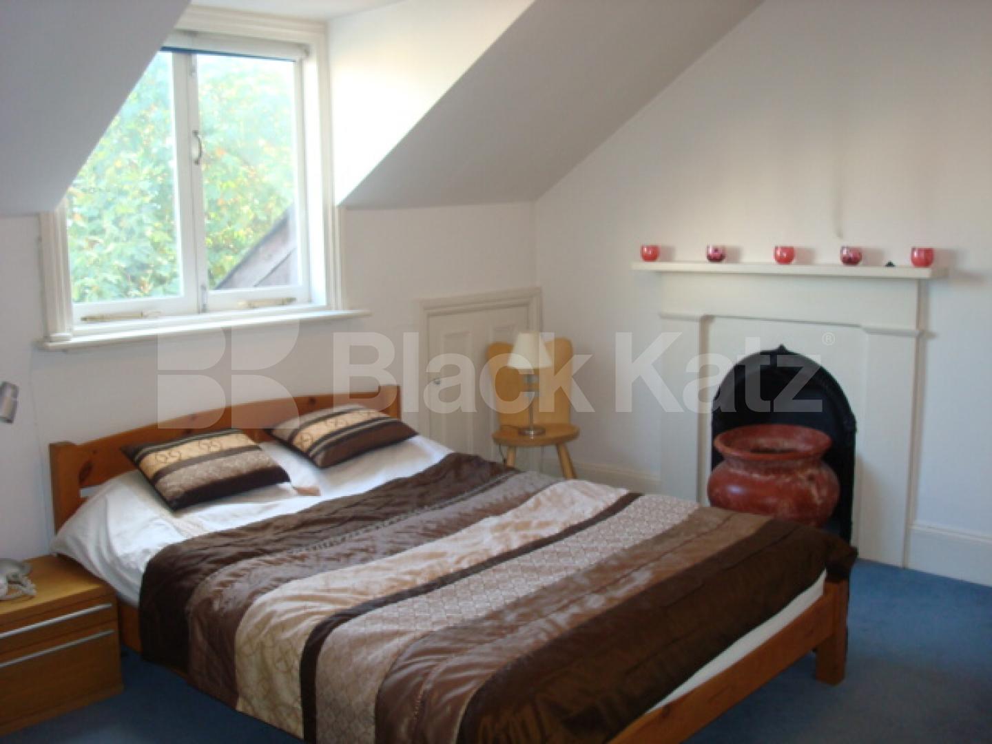 			Fantastic Flat!, 1 Bedroom, 1 bath, 1 reception Flat			 Abercorne Place, St Johns Wood