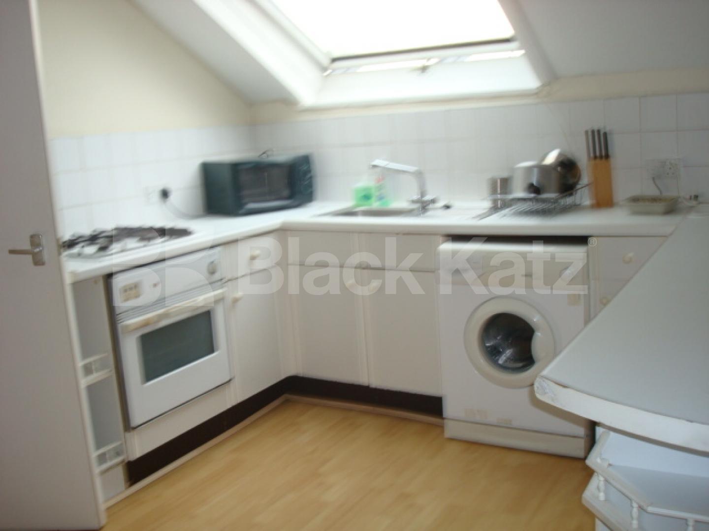 			2 Bedroom, 1 bath, 1 reception Flat			 Shirland Road, MAIDA VALE
