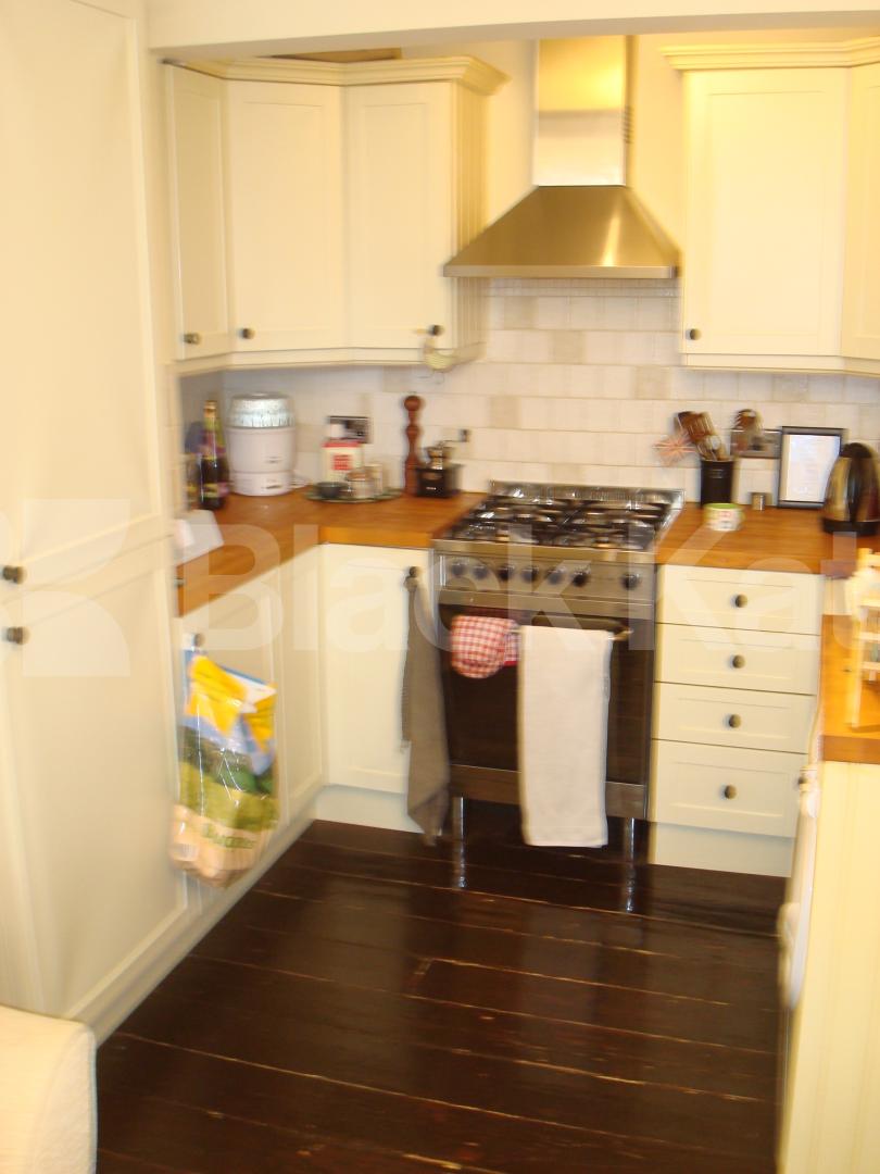 			NEW INSTRUCTION, 2 Bedroom, 1 bath, 1 reception Flat			 Ashley road, Crouch end / Archway