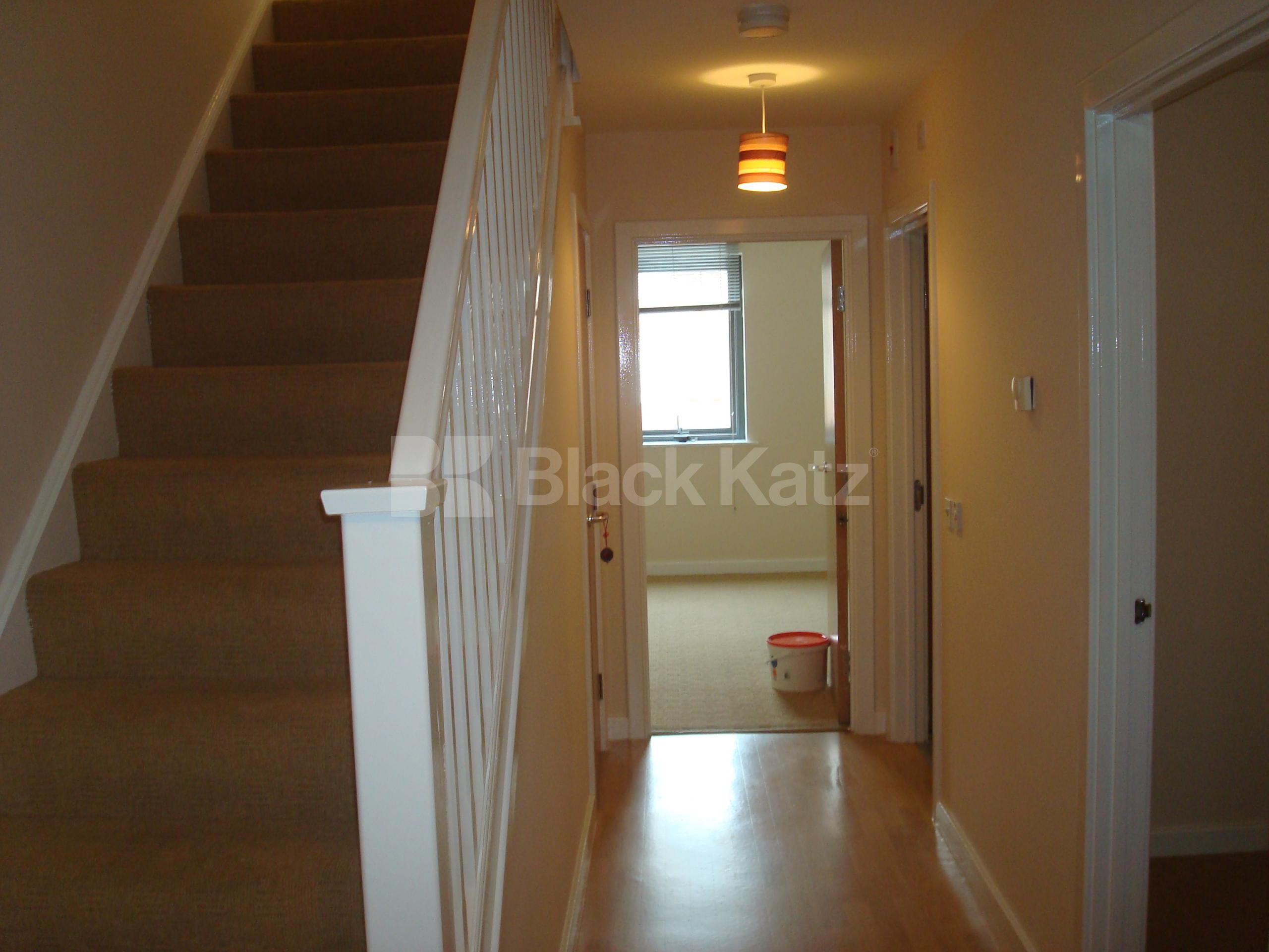 			New Instruction, 2 Bedroom, 1 bath, 1 reception Flat			 Bemerton road, Caledonian road / Kings cross N1