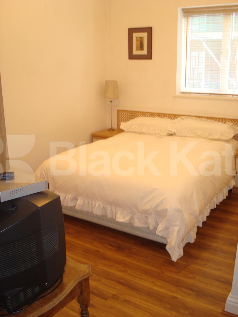 			New Instruction, 2 Bedroom, 1 bath, 1 reception Flat			 Margery Street, Kings cross / Holborn / Farringdon