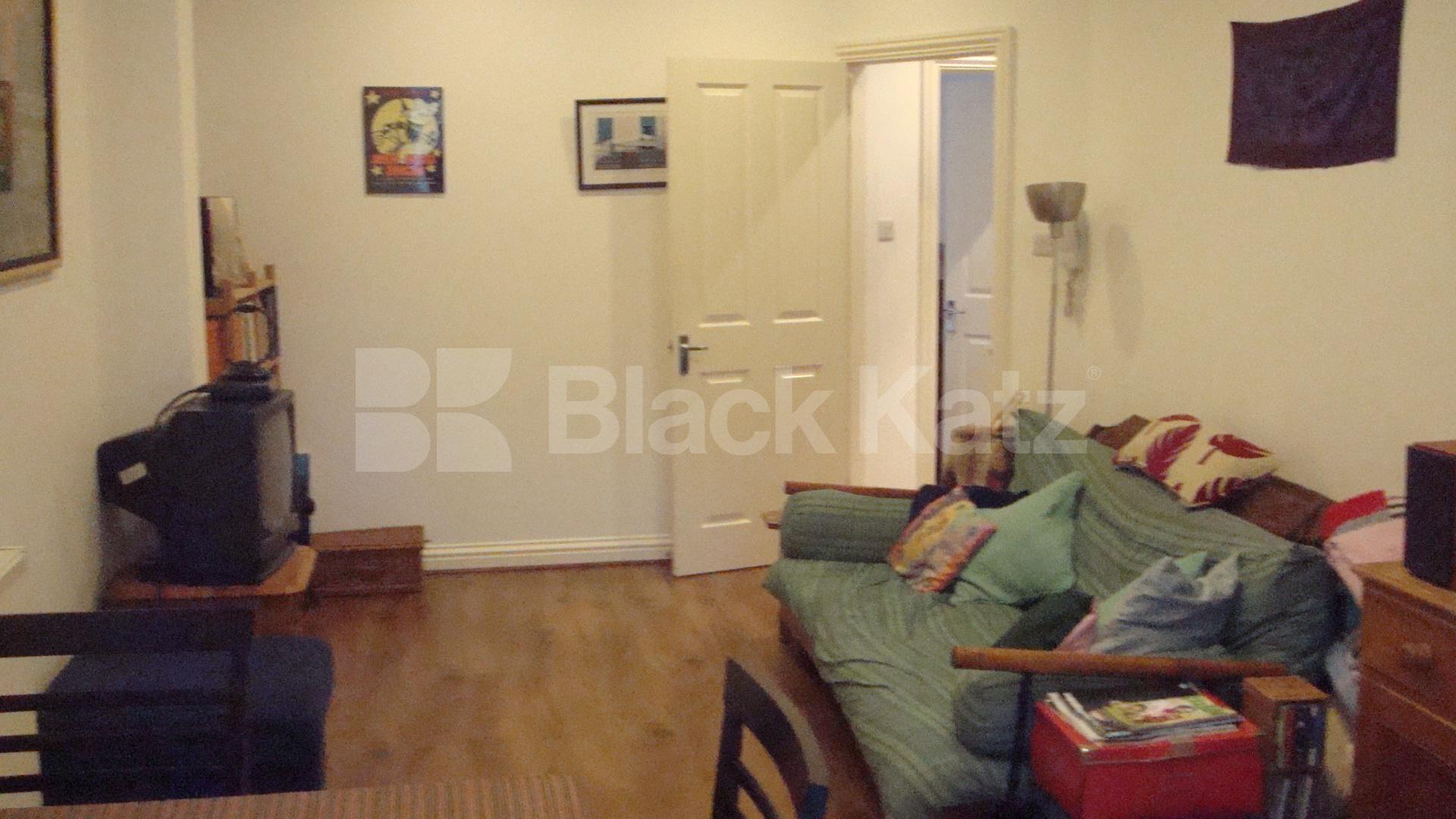 			New instruction, 1 Bedroom, 1 bath, 1 reception Flat			 Perth road, Finsbury park / Stroud green