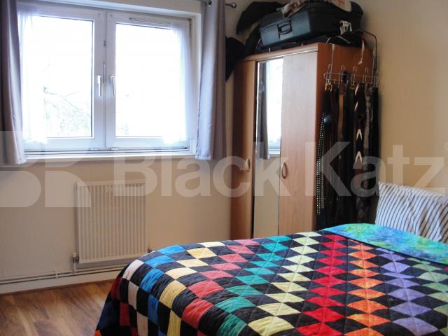 			NEW INSTRUCTION, 2 Bedroom, 1 bath, 1 reception Apartment			 Deeley Road, Vauxhall