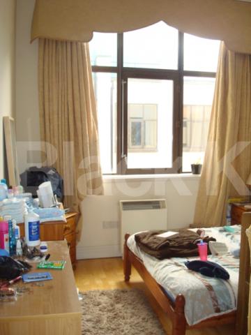 			New City apartment!, 2 Bedroom, 1 bath, 1 reception Apartment			 Prescot Street E1, TOWER HILL