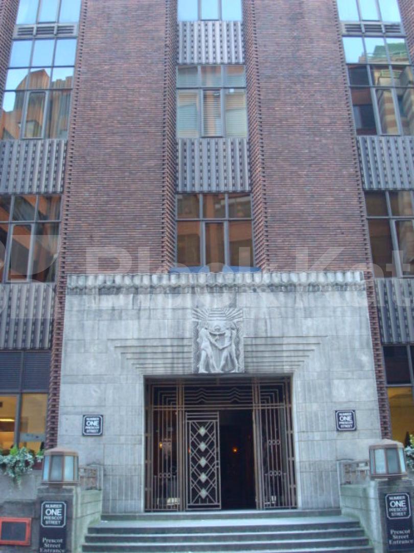 			New City apartment!, 2 Bedroom, 1 bath, 1 reception Apartment			 Prescot Street E1, TOWER HILL