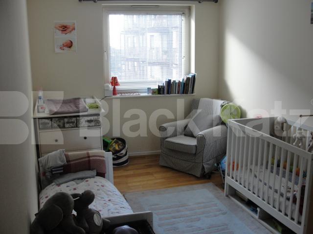 			NEW INSTRUCTION, 3 Bedroom, 1 bath, 1 reception Penthouse			 Branch Road, Limehouse 