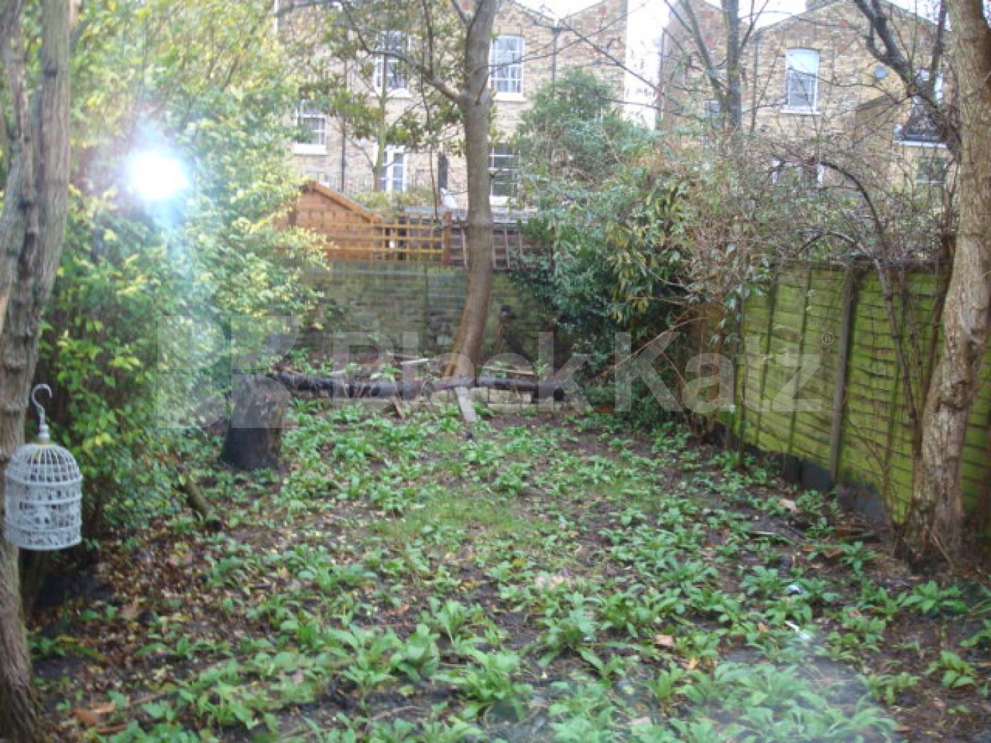 			BEAUTIFUL 1960's Period House, 3 Bedroom, 1 bath, 1 reception Terraced House			 Shrubland Road, London Fields