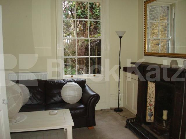 			BEAUTIFUL 1960's Period House, 3 Bedroom, 1 bath, 1 reception Terraced House			 Shrubland Road, London Fields
