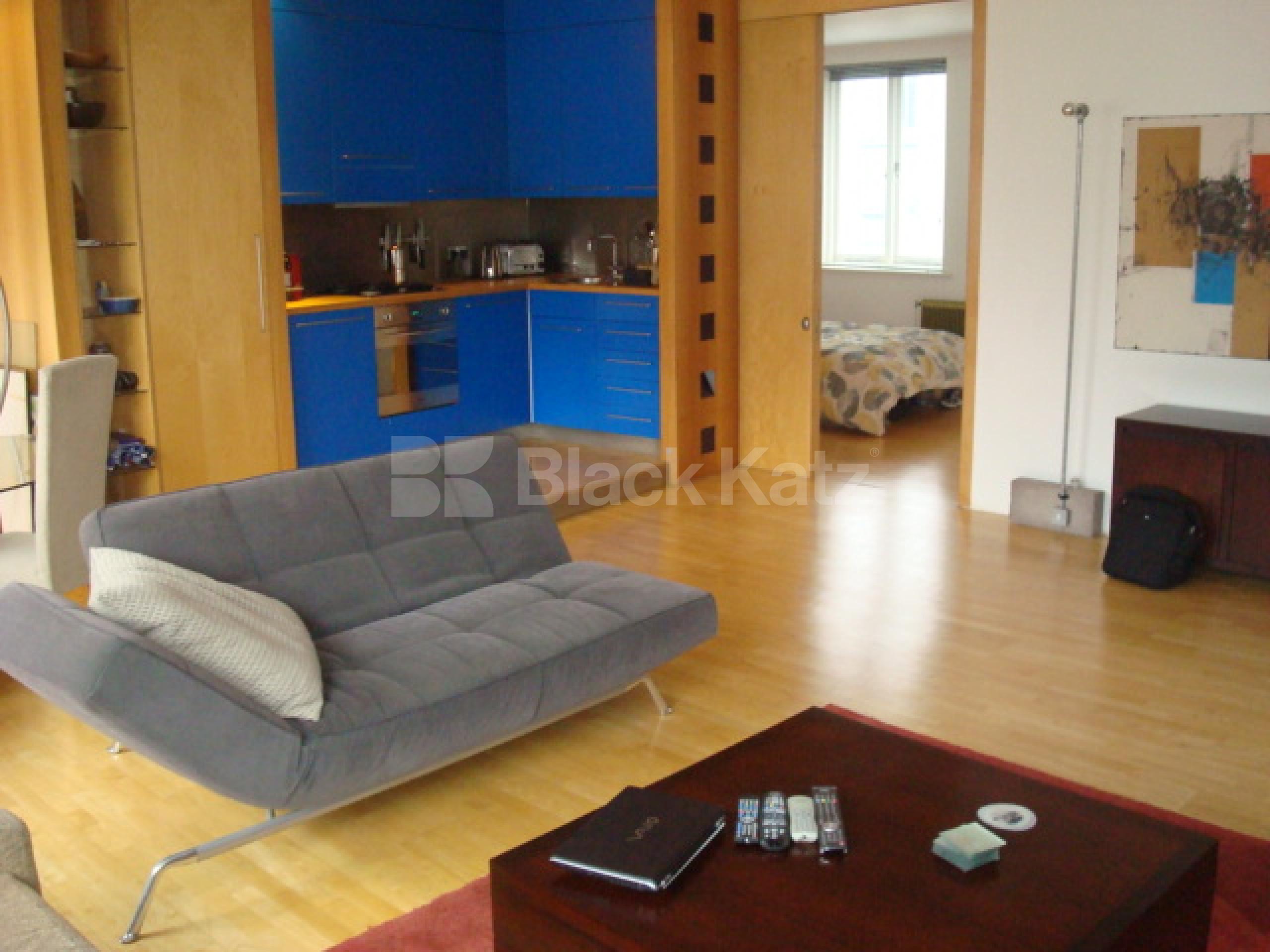 			2 Bedroom, 1 bath, 1 reception Flat			 St John's Street, Clerckenwell / Islington EC1V