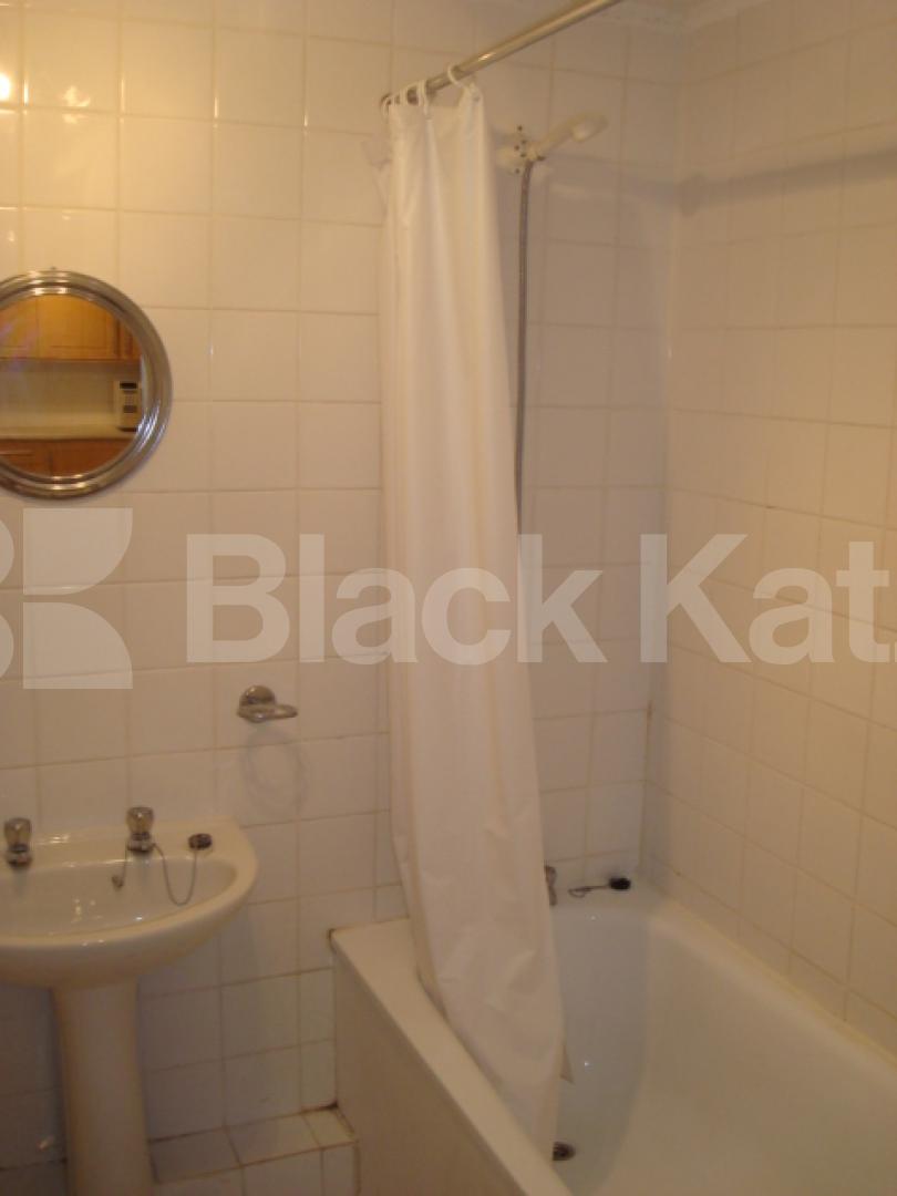 			Brand new instruction, 1 Bedroom, 1 bath, 1 reception Mews House			 Sherbourne street, Highbury / Angel / Islington