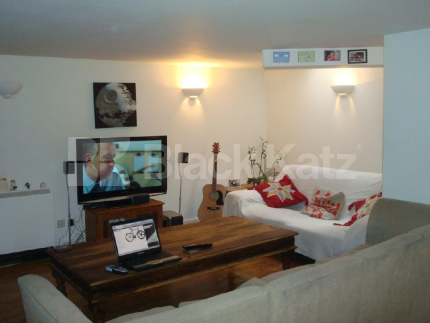 			NEW INSTRUCTION, 2 Bedroom, 1 bath, 1 reception Apartment			 Lower Clapton Road, Lower Clapton