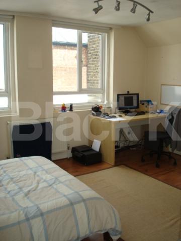 			Warehouse Conversion!!!, 2 Bedroom, 1 bath, 1 reception Apartment			 Bow Road, Bow