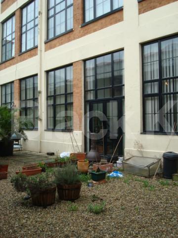 			Warehouse Conversion...!!, 2 Bedroom, 1 bath, 1 reception Apartment			 Theydon Road, Clapton