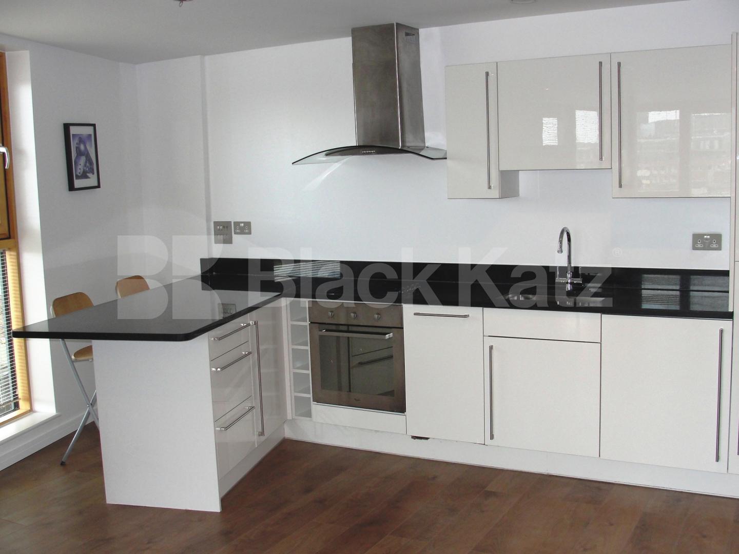 			LET, 3 Bedroom, 1 bath, 1 reception Apartment			 Boulevard Mansions Borough Road, Borough