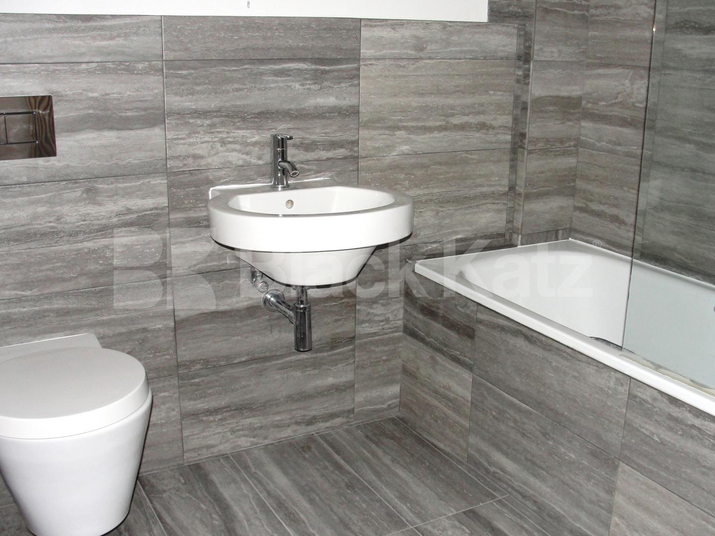 			LET, 3 Bedroom, 1 bath, 1 reception Apartment			 Boulevard Mansions Borough Road, Borough