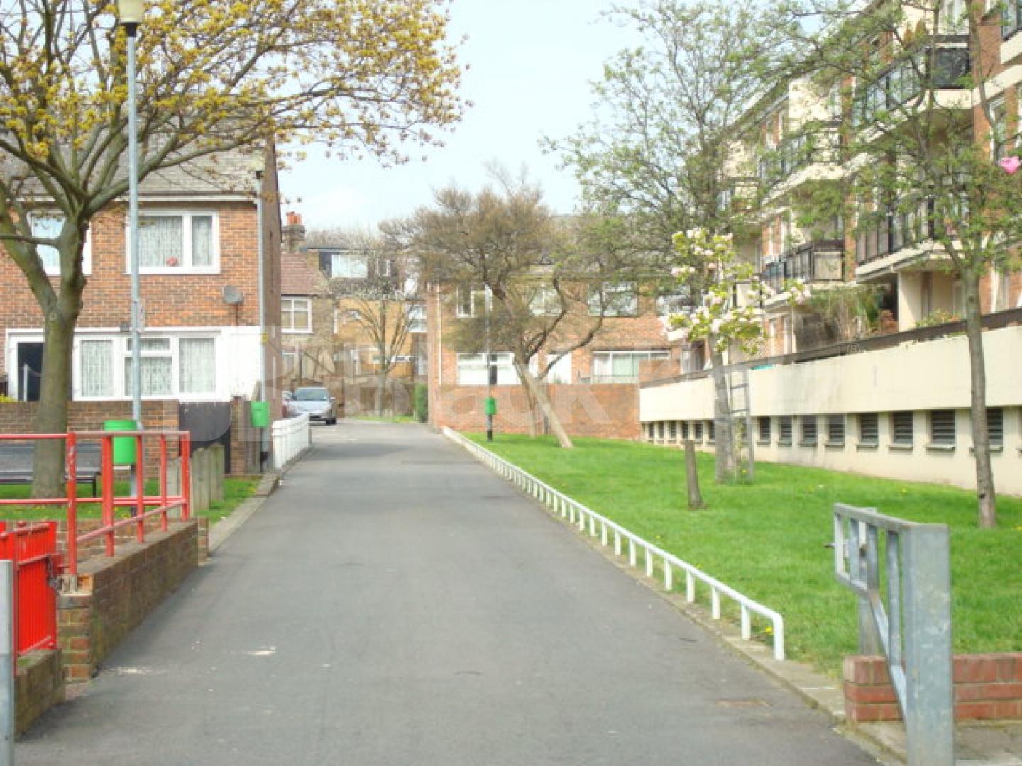 			New Property...Bargain!!, 2 Bedroom, 1 bath, 1 reception Flat			 Geldeston Road, Clapton/ Stoke Newington