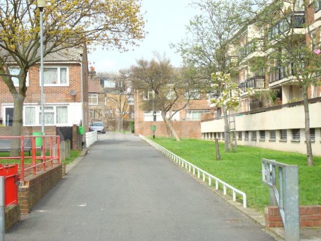 			New Property...Bargain!!, 2 Bedroom, 1 bath, 1 reception Flat			 Geldeston Road, Clapton/ Stoke Newington
