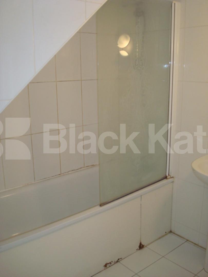 			MODERN 1 BED NEAR CLISSOLD PARK!, 1 Bedroom, 1 bath, 1 reception Flat			 Allen Road, STOKE NEWINGTON N16