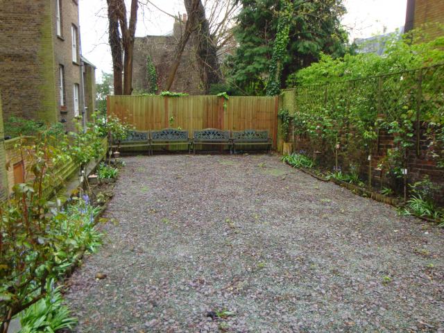 			LET, Studio Apartment, 1 bath, 1 reception Studio			 Frognal, HAMPSTEAD