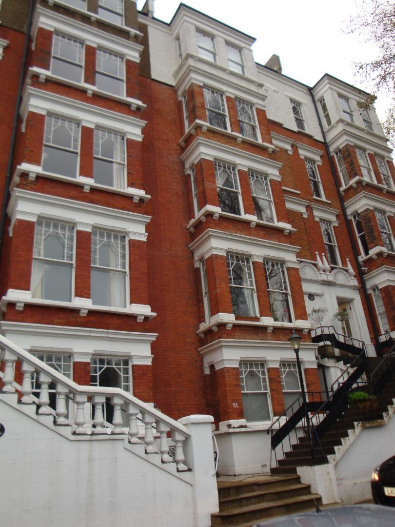 			LET, Studio Apartment, 1 bath, 1 reception Studio			 Frognal, HAMPSTEAD