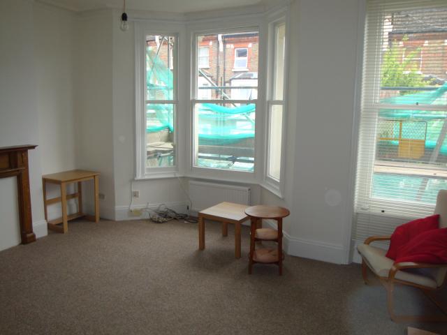 			NEW INSTRUCTION, 3 Bedroom, 1 bath, 1 reception Flat			 Bravington Road, QUEENS PARK
