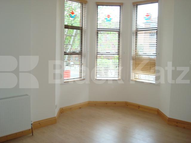 			BRAND NEW INSTRUCTION - AVAILABLE NOW!!!!!!!!!, 1 Bedroom, 1 bath, 1 reception Flat			 Chardmore road, STOKE NEWINGTON /CLAPTON