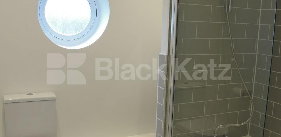 			UNDER OFFER , 3 Bedroom, 1 bath, 1 reception House			 King Garth Mews, Forrest Hill