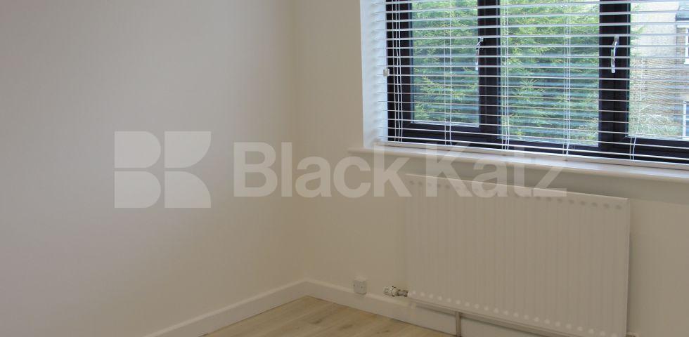 			UNDER OFFER , 3 Bedroom, 1 bath, 1 reception House			 King Garth Mews, Forrest Hill