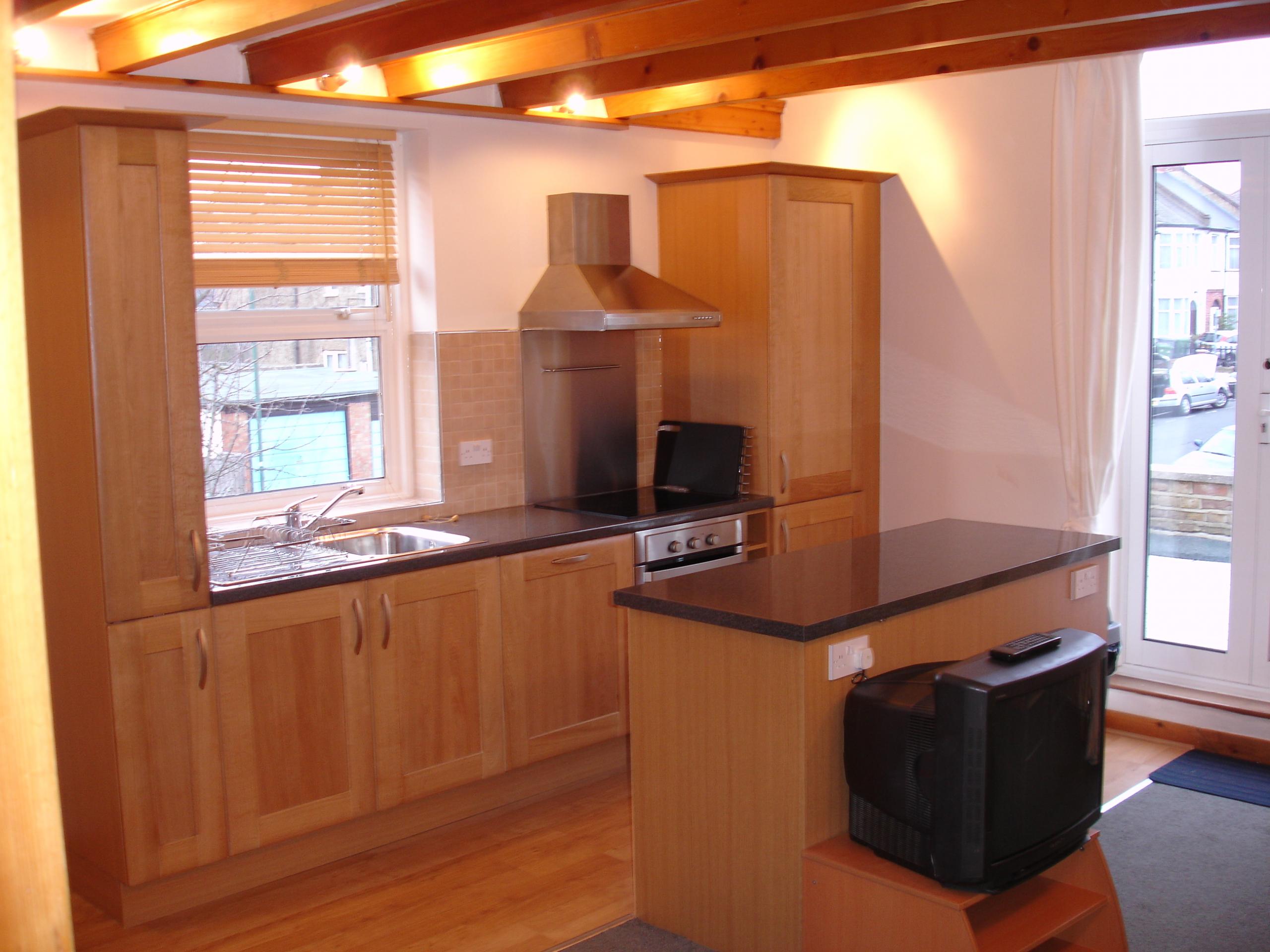 			2 Bedroom, 1 bath, 1 reception Flat			 Wrottesley Road, WILLESDEN/KENSAL GREEN NW10