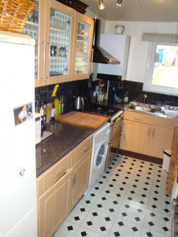 			CLOSE TO MIDDLESEX UNI!, 1 Bedroom, 1 bath, 1 reception Flat			 Victoria Road, HENDON/MIDDLESEX UNIVERSITY