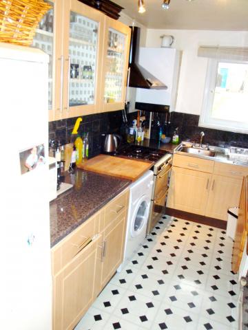			NEW INSTRUCTION, 1 Bedroom, 1 bath, 1 reception Flat			 Victoria Road, HENDON