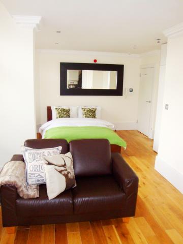 			NEW INSTRUCTION, Studio Apartment, 1 bath, 1 reception Studio			 Fitzjohns Avenue, HAMPSTEAD