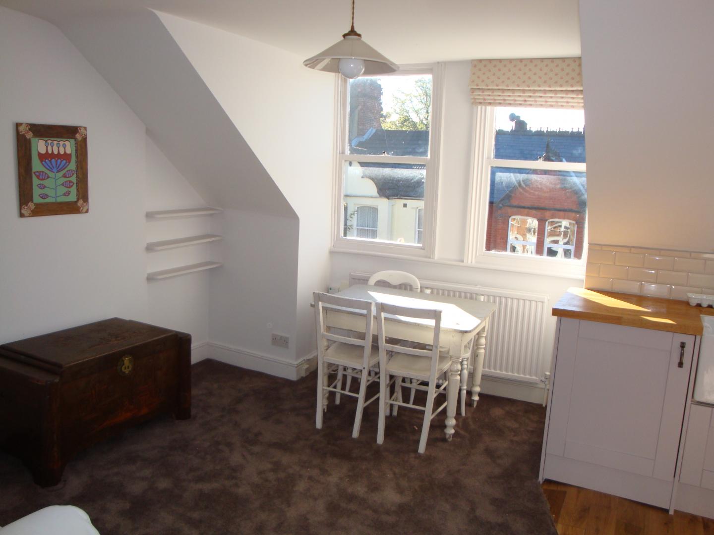 			2 Bedroom, 1 bath, 1 reception Flat			 Cotleigh Road, WEST HAMPSTEAD