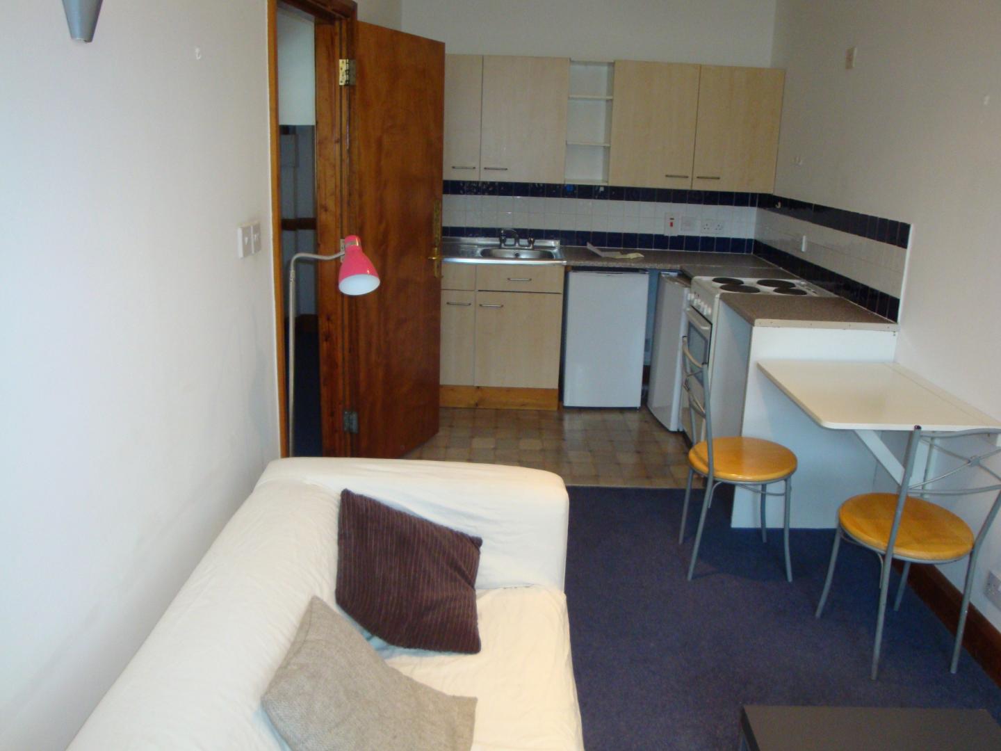 			1 Bedroom, 1 bath, 1 reception Flat			 Acland Road, WILLESDEN GREEN