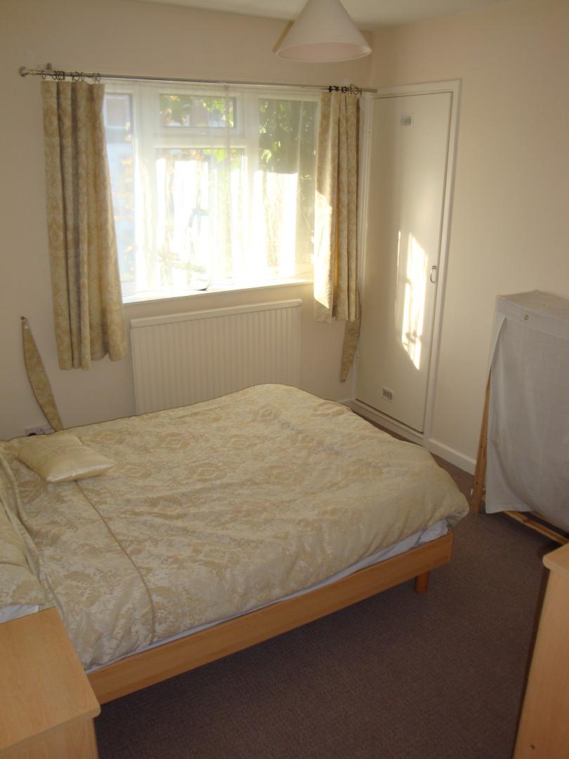 			NEW INSTRUCTION, 3 Bedroom, 1 bath, 1 reception House			 Westbere Road, WEST HAMPSTEAD