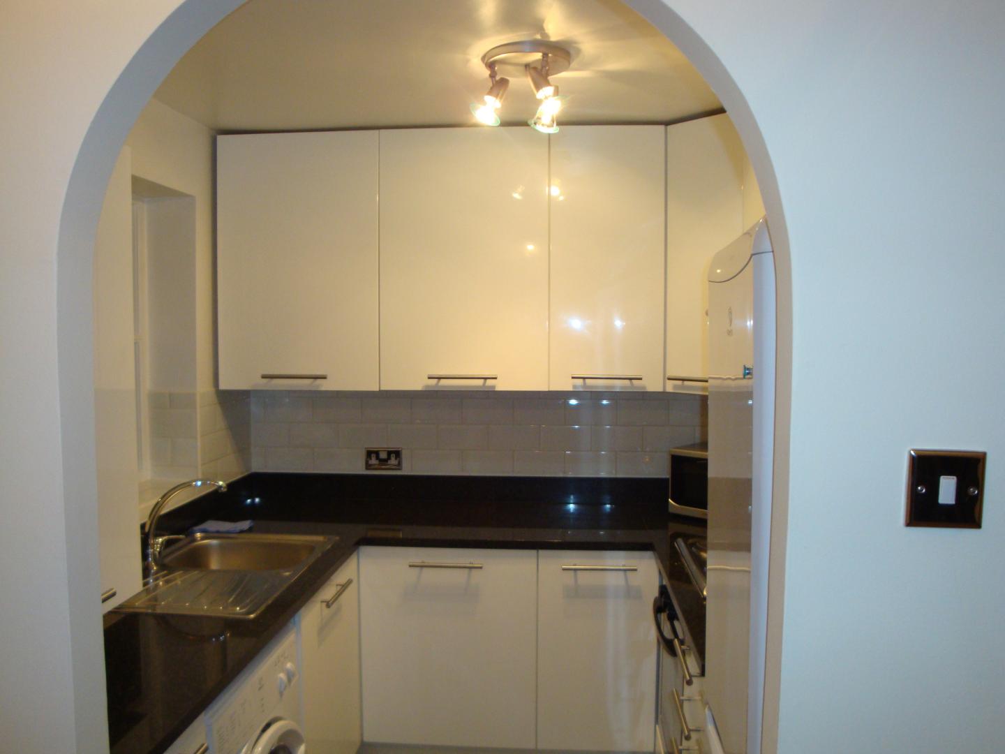 			ALLOCATED OFF STREET PARKING, 2 Bedroom, 1 bath, 1 reception Flat			 Shaftesbury Gardens, WILLESDEN