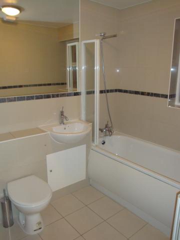 			ALLOCATED OFF STREET PARKING, 2 Bedroom, 1 bath, 1 reception Flat			 Shaftesbury Gardens, WILLESDEN