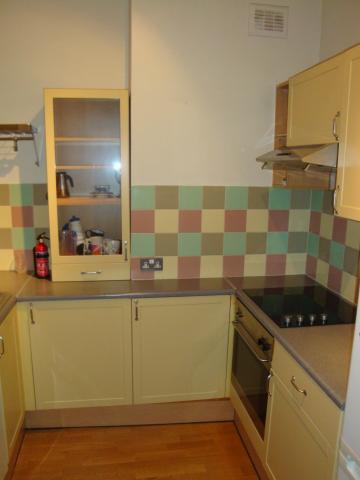 			1 Bedroom, 1 bath, 1 reception Flat			 Denholme Road, QUEENS PARK