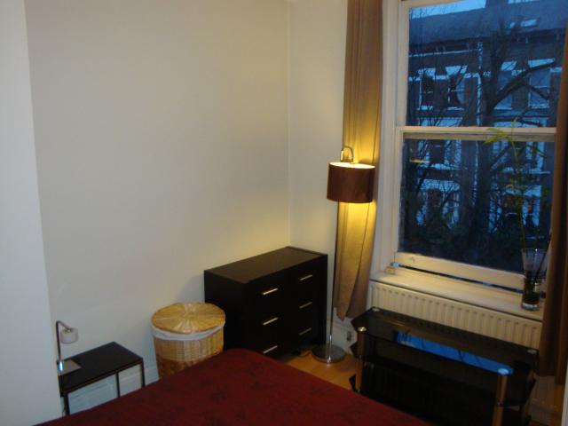 			1 Bedroom, 1 bath, 1 reception Flat			 South Hill Park Gardens, HAMPSTEAD