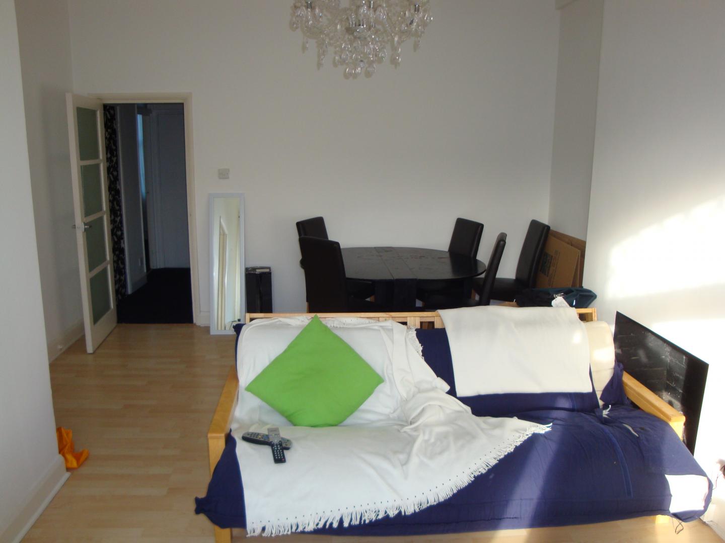 			2 Bedroom, 1 bath, 1 reception Flat			 Brondesbury Villas, QUEENS PARK