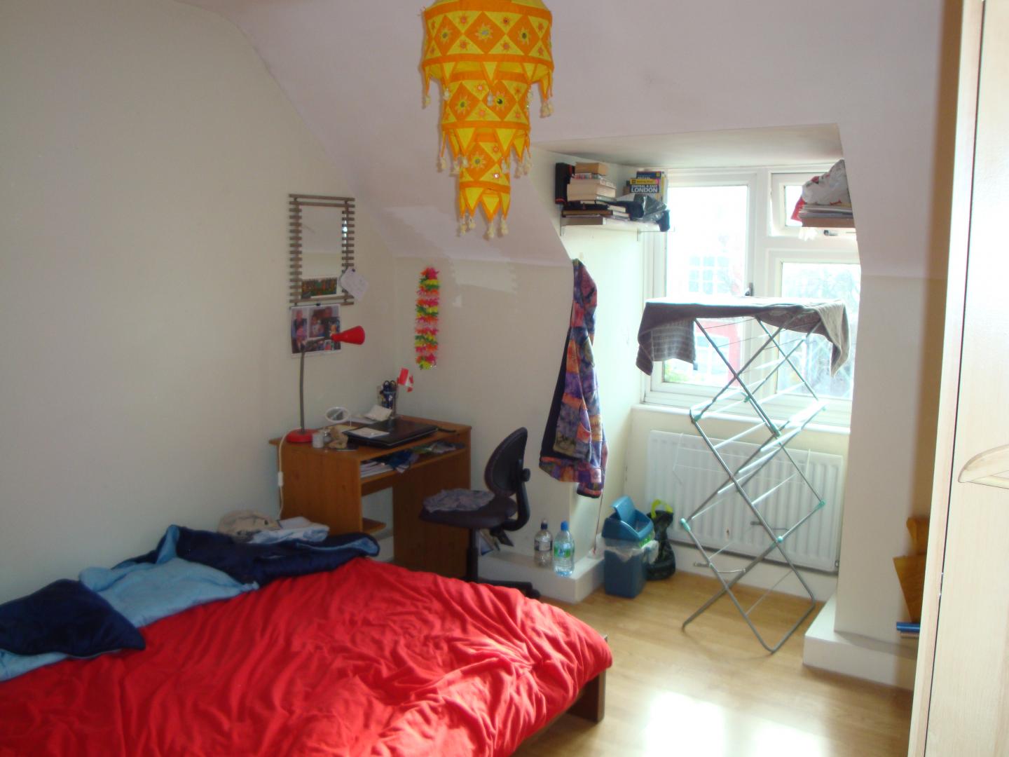 			2 Bedroom, 1 bath, 1 reception Flat			 Grosvenor Gardens, WILLESDEN GREEN