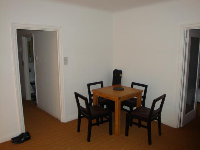 			1 month deposit instead of 6 weeks, saving you £550!, 1 Bedroom, 1 bath, 1 reception Flat			 Mortimer Crescent, KILBURN PARK