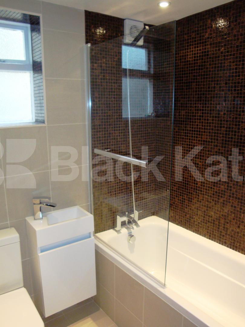 			NEWLY REFURBISHED! , 2 Bedroom, 1 bath, 1 reception Flat			 Fernhead Road, QUEENS PARK / MAIDA VALE